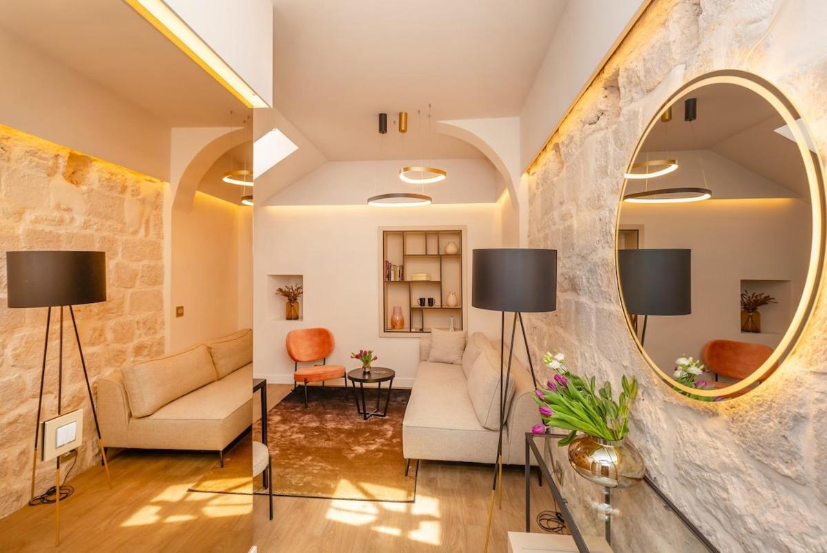 Old Town L Apartamento *